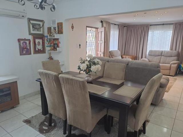 House for sale in Mount Moreland, Kwazulu-natal