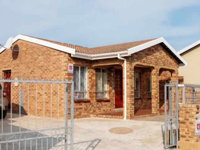 House for sale in Mount Moreland, Kwazulu-natal