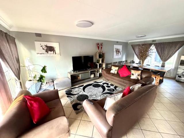 House for sale in Gert Sibande, Mpumalanga