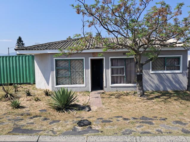 House for sale in Blue Downs, Western Cape