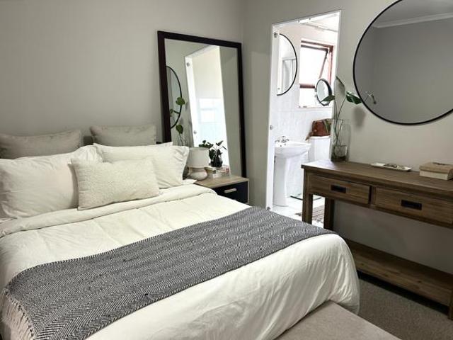 House for sale in Cape Town, Western Cape
