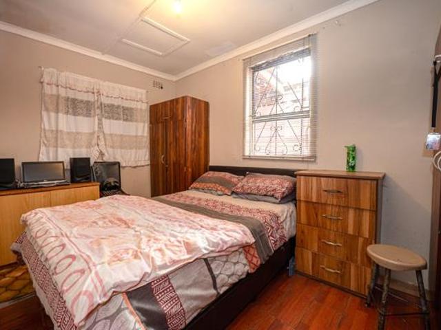 House for sale in Cape Town, Western Cape