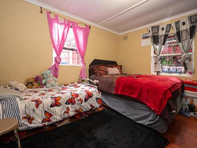 House for sale in Cape Town, Western Cape
