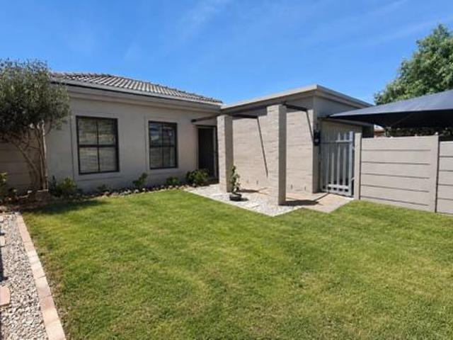 House for sale in Cape Town, Western Cape