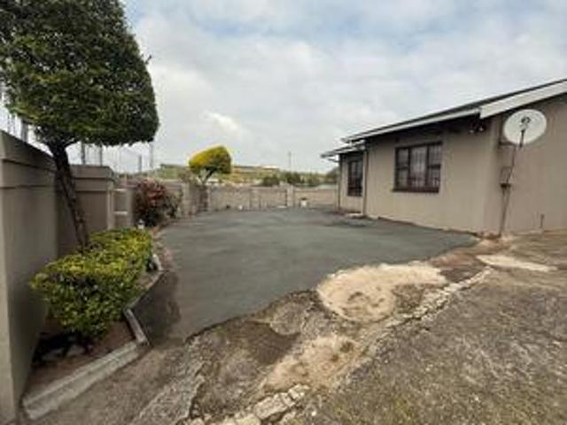 House for sale in Umlazi, Kwazulu-natal