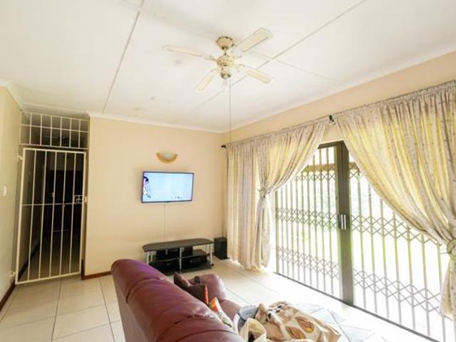 House for sale in Ugu District Municipality, Kwazulu-natal