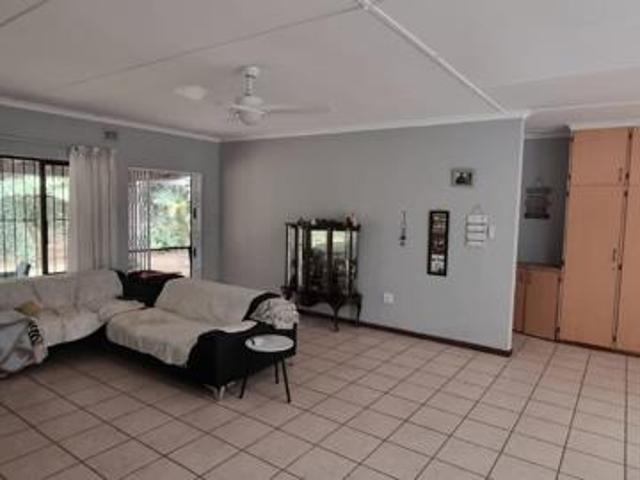 House for sale in Ugu District Municipality, Kwazulu-natal