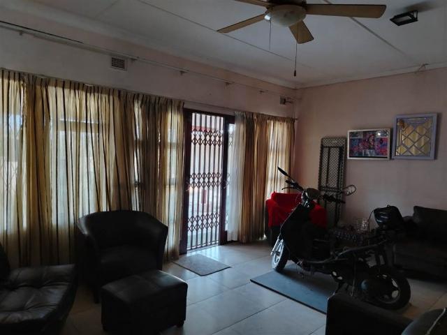 House for sale in Ugu District Municipality, Kwazulu-natal