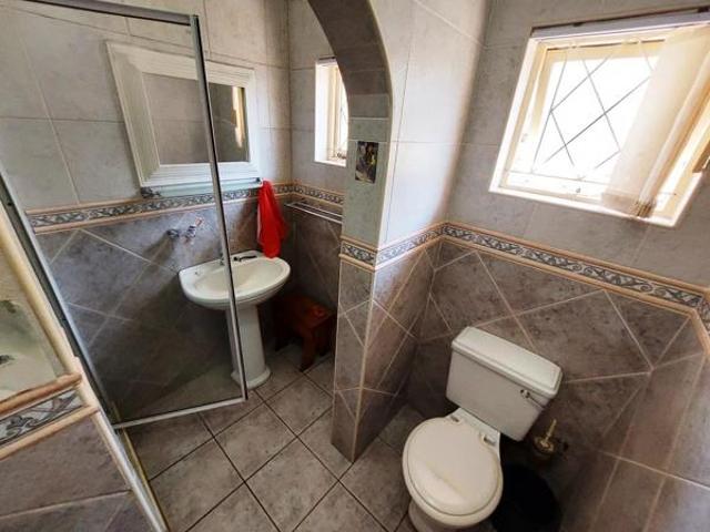 House for sale in Ugu District Municipality, Kwazulu-natal