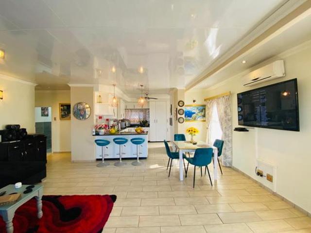 House for sale in Ugu District Municipality, Kwazulu-natal