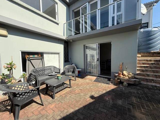 House for sale in Ugu District Municipality, Kwazulu-natal