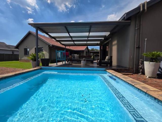 House for sale in Oranjeville, Free State