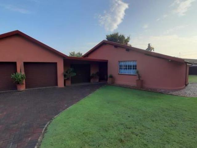 House for sale in Oranjeville, Free State