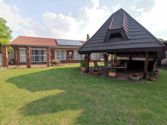 House for sale in Oranjeville, Free State