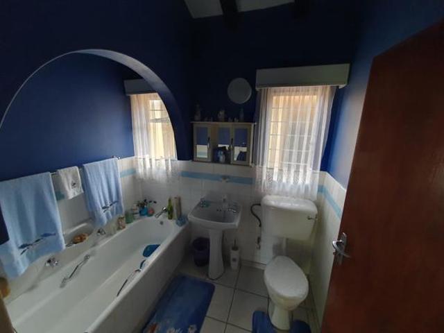 House for sale in Oranjeville, Free State