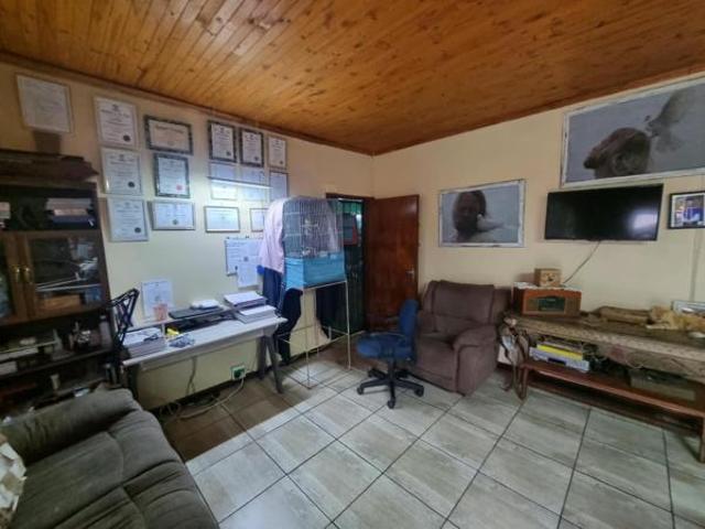 House for sale in Vanderbijlpark, Emfuleni Local Municipality