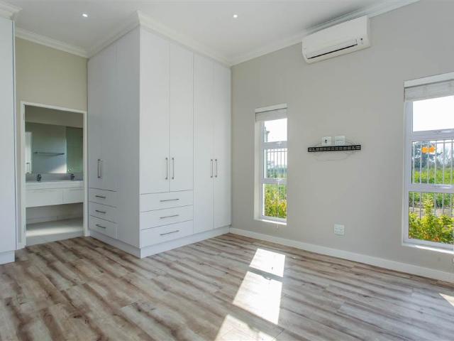 House for sale in Onverwacht, Western Cape