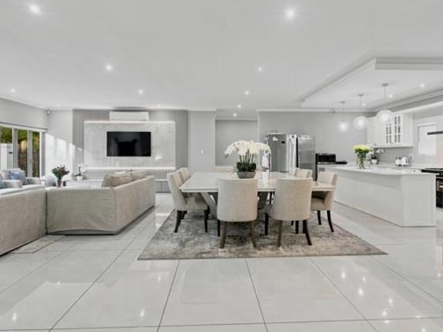 House for sale in Durbanville, Western Cape