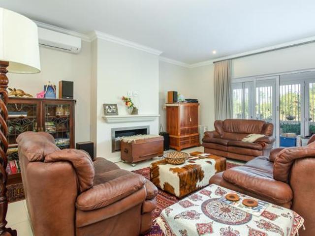 House for sale in Durbanville, Western Cape