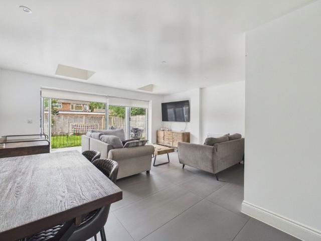 House for rent in Emmbrook, Wokingham