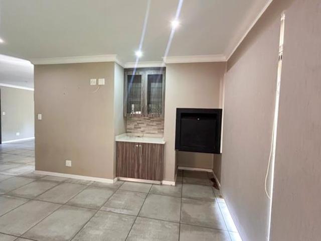 House for sale in Dr Kenneth Kaunda, North West