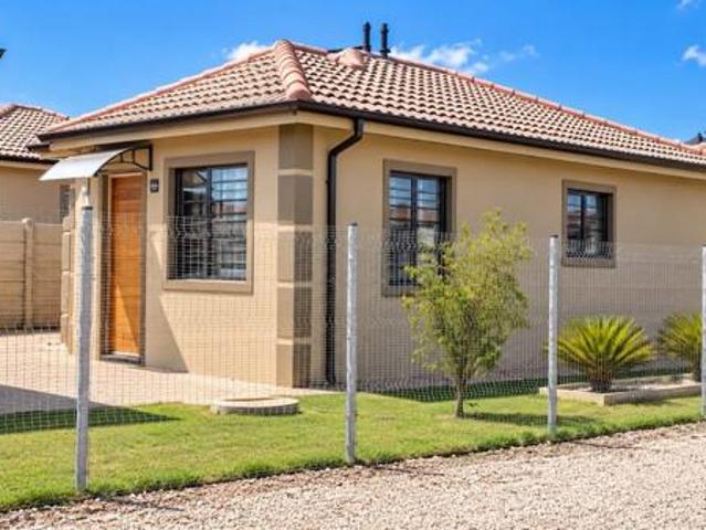 House for sale in Vanderbijlpark, Emfuleni Local Municipality