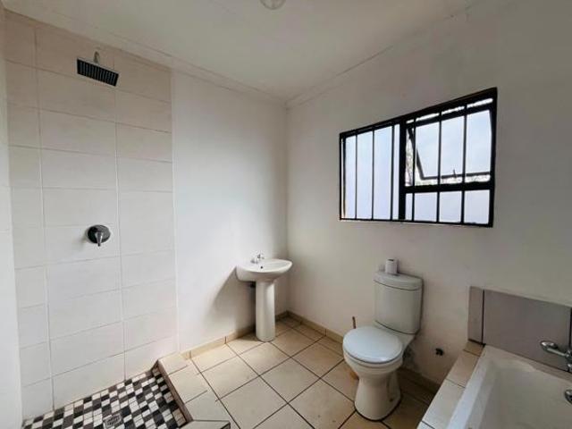 House for sale in Vanderbijlpark, Emfuleni Local Municipality