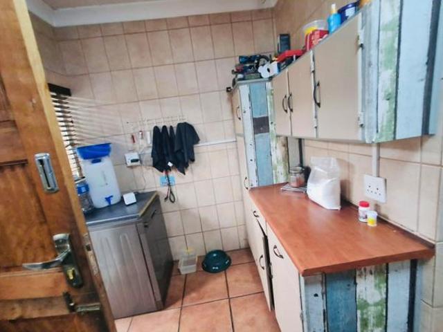 House for sale in Vanderbijlpark, Emfuleni Local Municipality