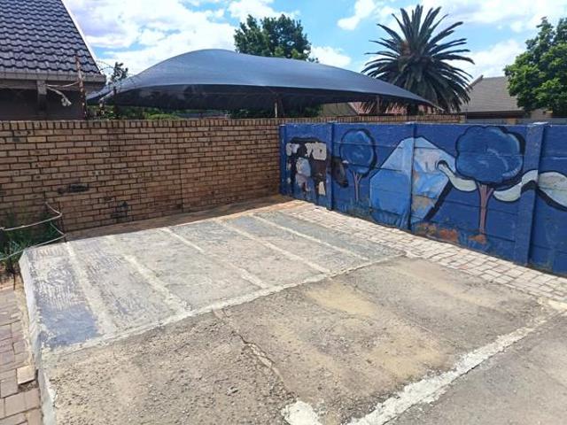 House for sale in Vanderbijlpark, Emfuleni Local Municipality