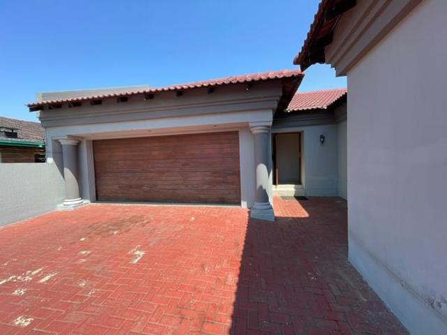 House for sale in Vanderbijlpark, Emfuleni Local Municipality