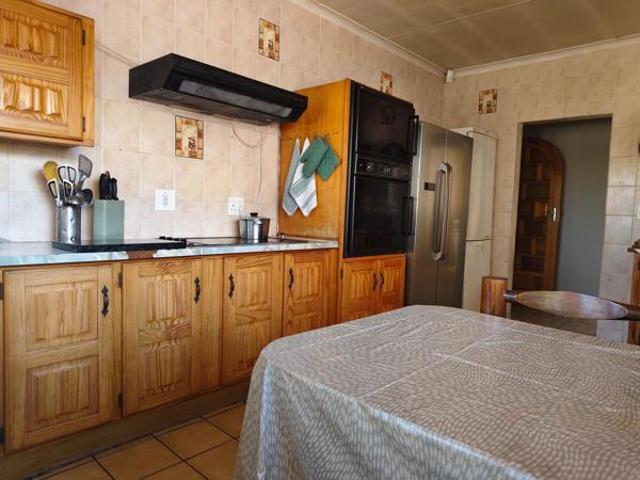 House for sale in Vanderbijlpark, Emfuleni Local Municipality