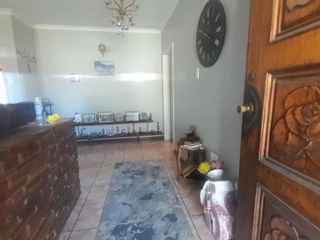 House for sale in Vanderbijlpark, Emfuleni Local Municipality