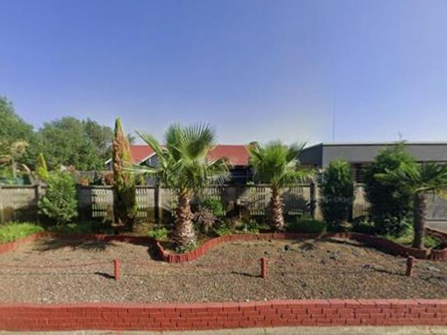 House for sale in Vanderbijlpark, Emfuleni Local Municipality
