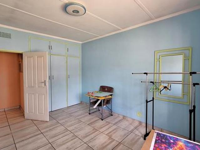 House for sale in Vanderbijlpark, Emfuleni Local Municipality