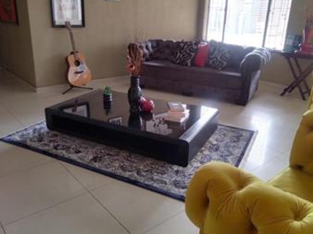 House for sale in Vanderbijlpark, Emfuleni Local Municipality
