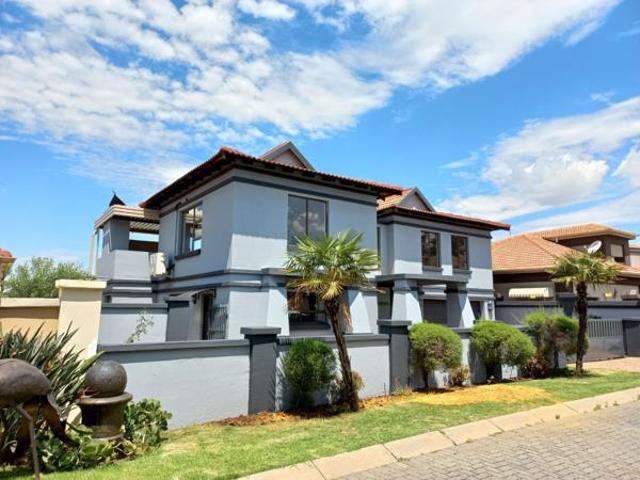 House for sale in Vanderbijlpark, Emfuleni Local Municipality
