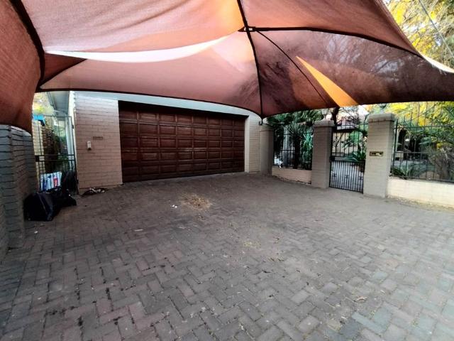 House for sale in Vanderbijlpark, Emfuleni Local Municipality