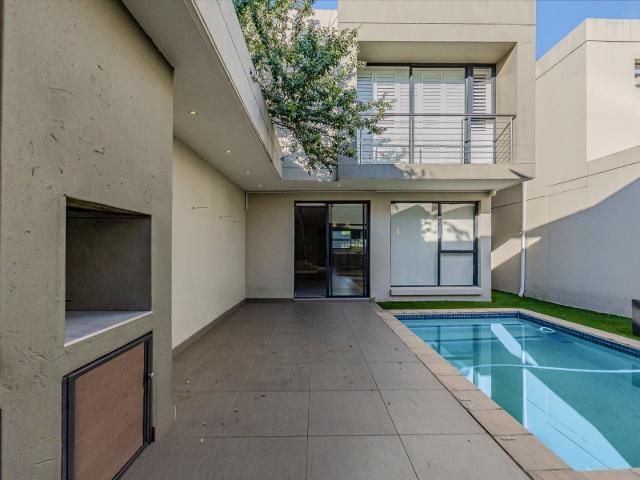 Townhouse for sale in Alexandra, Gauteng