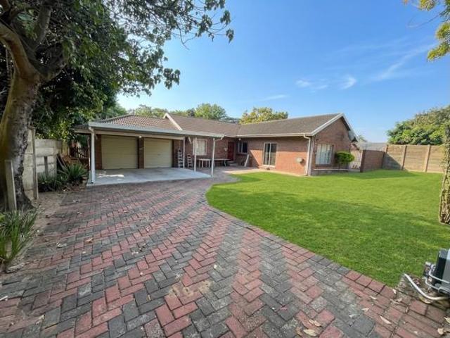 House for sale in Richards Bay, uMhlathuze Local Municipality
