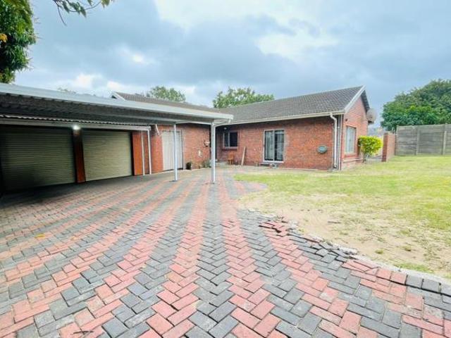 House for sale in UMhlathuze Municipality, Kwazulu-natal