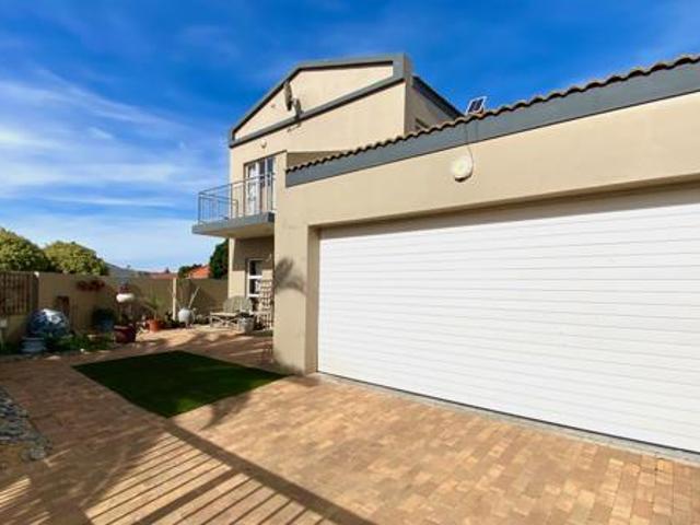House for sale in Western Cape