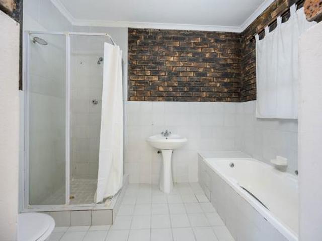 House for sale in Cape Town, Western Cape