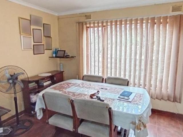 House for sale in Mount Moreland, Kwazulu-natal
