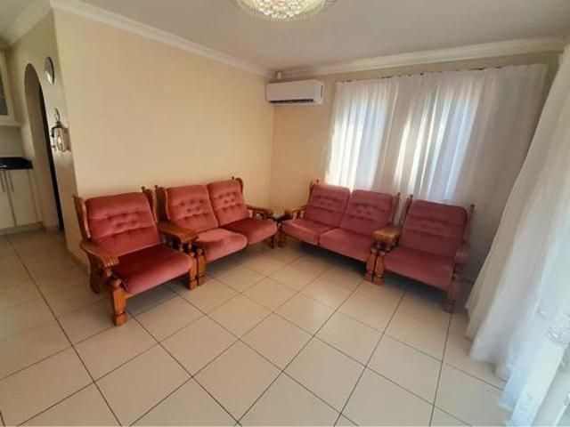 House for sale in Mount Moreland, Kwazulu-natal