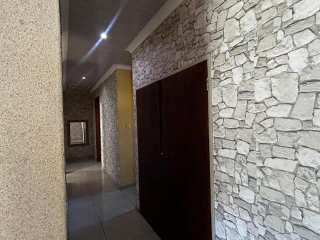 House for sale in Frances Baard, Northern Cape