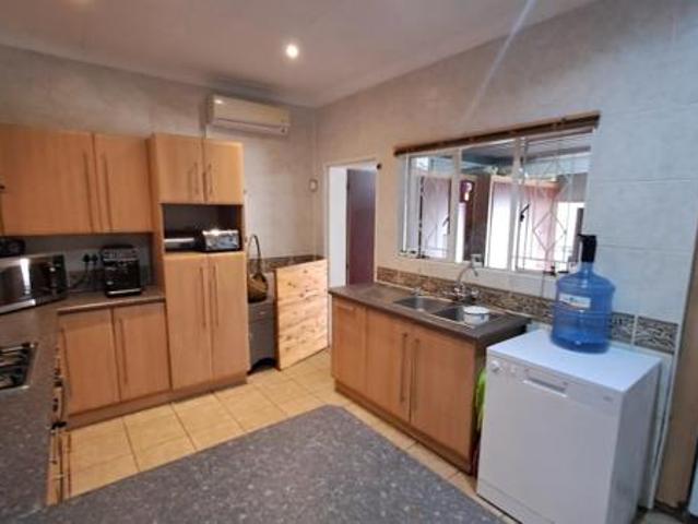House for sale in Kimberley, Frances Baard District Municipality