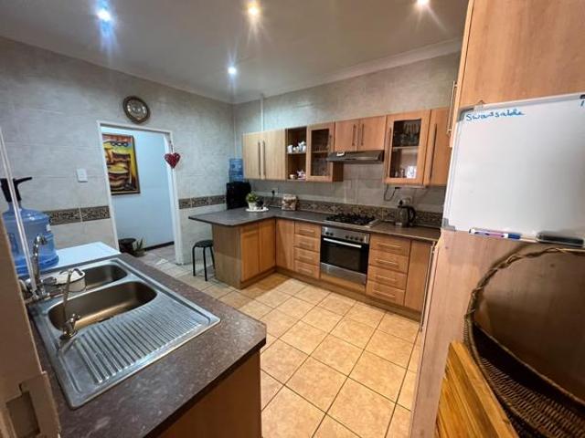 House for sale in Kimberley, Frances Baard District Municipality
