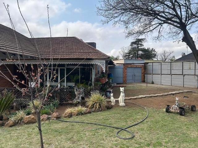 House for sale in Viljoenskroon, Free State
