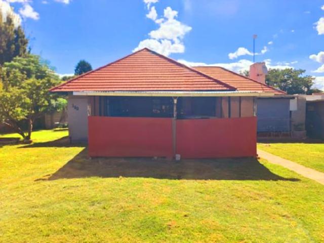 House for sale in Viljoenskroon, Free State