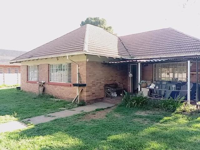 House for sale in Viljoenskroon, Free State